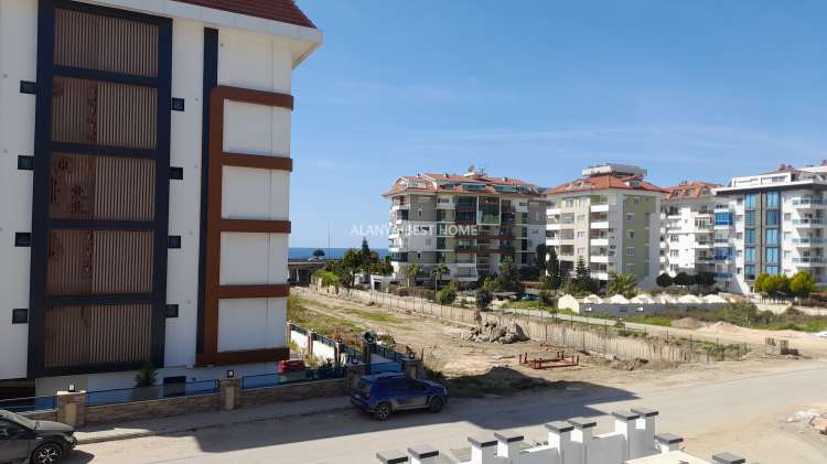 KESTEL'DE AKTİVİTELİ SİTE İÇERİSİNDE DENİZE 100 MT MESAFEDE 2+1 SIFIR DAİRE