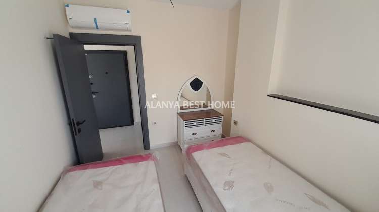 KESTEL'DE AKTİVİTELİ SİTE İÇERİSİNDE DENİZE 100 MT MESAFEDE 2+1 SIFIR DAİRE