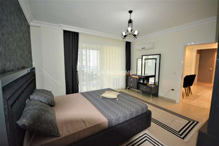 KESTEL'DE DENİZE 100 MT MESAFEDE AKTİVİTELİ SİTE İÇERİSİNDE 2+1 EŞYALI DAİRE