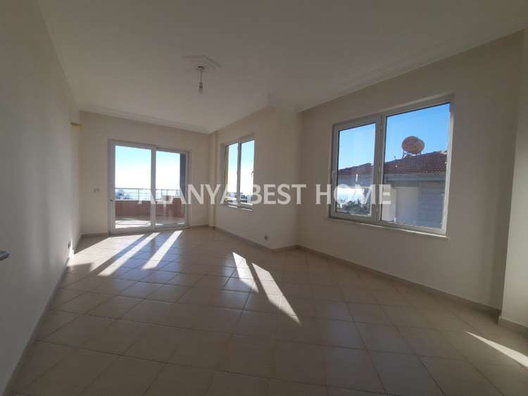 BÜYÜKHASBAHÇE'DE SİTE İÇERİSİNDE DENİZ VE KALE MANZARALI VATANDAŞLIĞA UYGUN 3+1 VİLLA