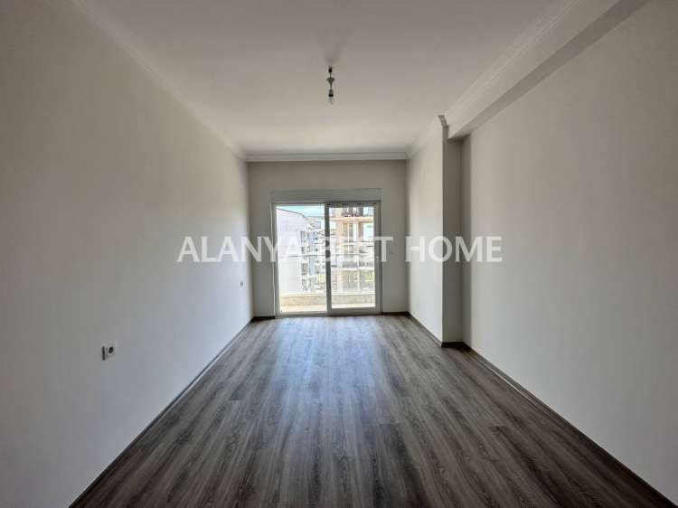 OBA MAHALLESİNDE TEK BLOKLU SİTE İÇERİSİNDE 2+1 AYRI MUTFAKLI SATILIK SIFIR DAİRE