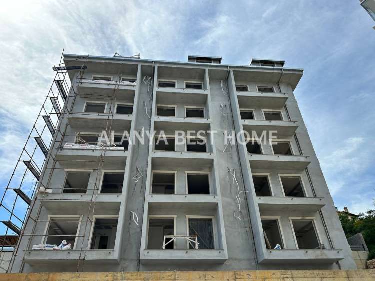 OBA MAHALLESİNDE TEK BLOKLU SİTE İÇERİSİNDE 2+1 AYRI MUTFAKLI SATILIK SIFIR DAİRE