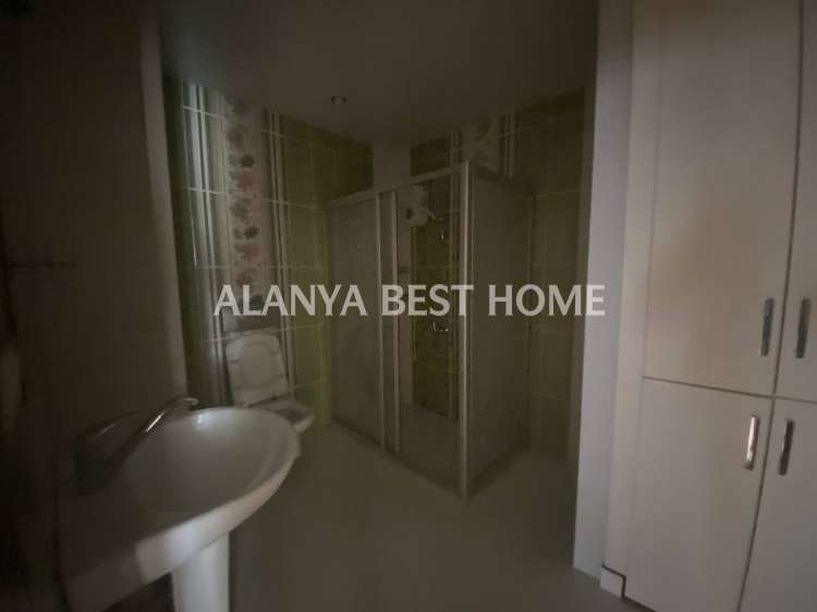 ALANYA MERKEZ'DE 3+1 AYRI MUTFAKLI EŞYALI SATILIK DAİRE 