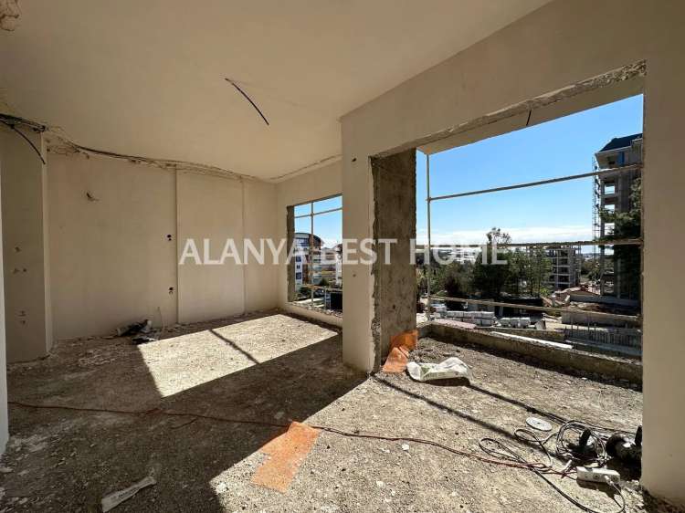AVSALLAR'DA İNŞAATI DEVAM ETMEKTE OLAN FULL AKTİVİTELİ PROJEDE 1. KAT 1+1 SATILIK DAİRE