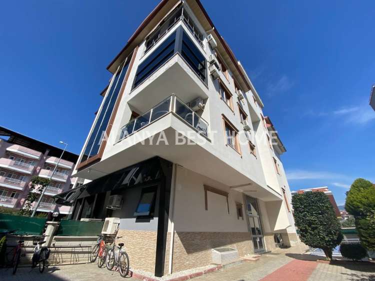 OBAGÖL'DE DENİZE 400 MT MESAFEDE HAVUZLU 1+1 70 m2 EŞYALI SATILIK DAİRE