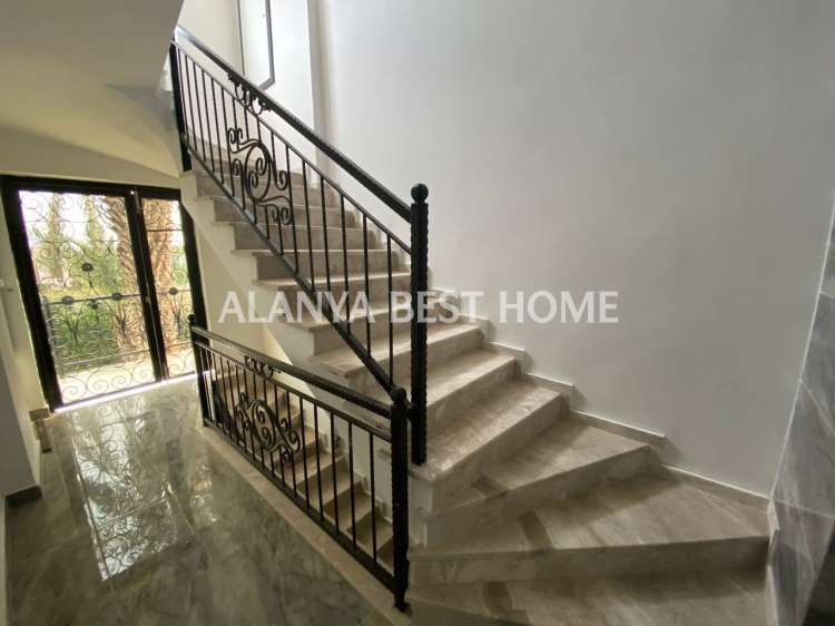KESTEL'DE DENİZE 300 MT MESAFEDE TEK BLOK SIFIR EŞYALI DENİZ MANZARALI 1+1 SATILIK SIFIR DAİRE