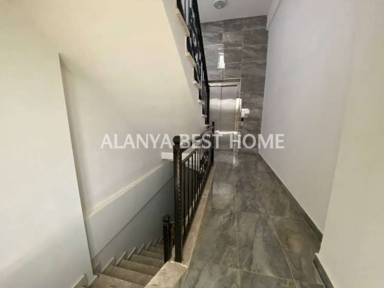 KESTEL'DE DENİZE 300 MT MESAFEDE TEK BLOK SIFIR EŞYALI DENİZ MANZARALI 1+1 SATILIK SIFIR DAİRE