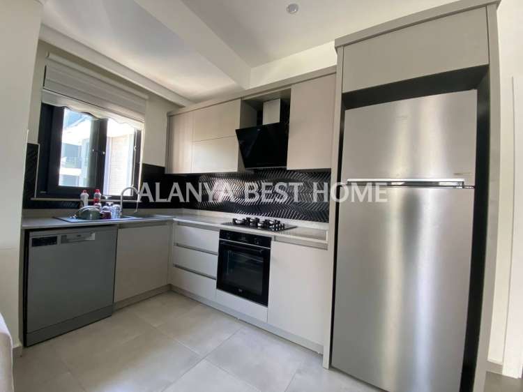MAHMUTLAR'DA FULL AKTİVİTELİ SİTE İÇERİSİNDE MANZARALI 2+1 EŞYALI SATILIK DUBLEKS DAİRE